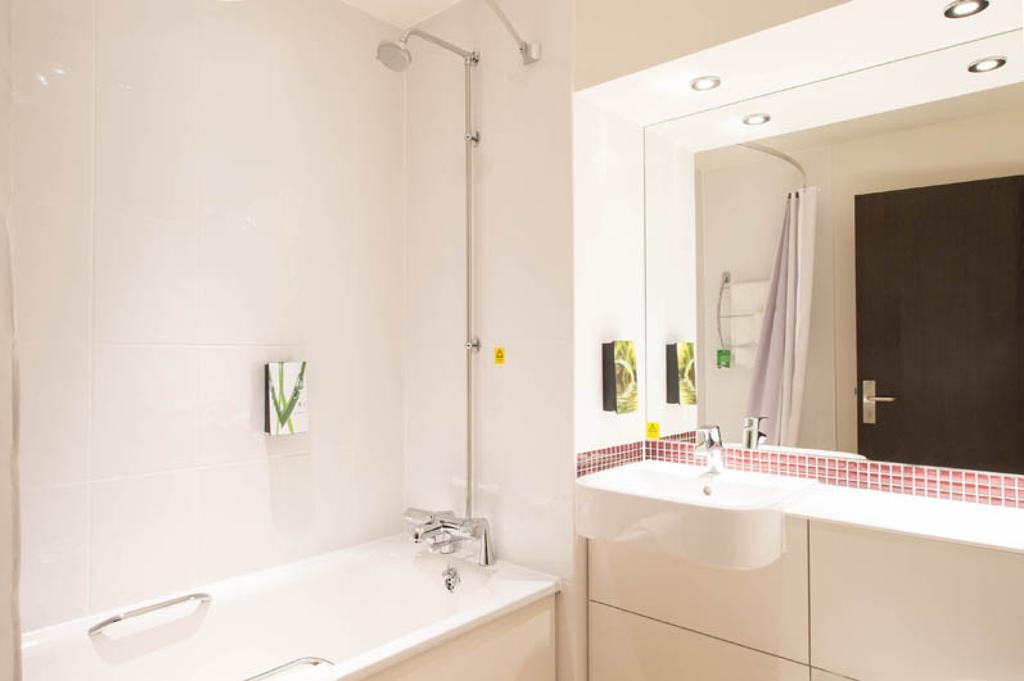 Premier Inn Norwich City Centre - Duke Street Eksteriør billede